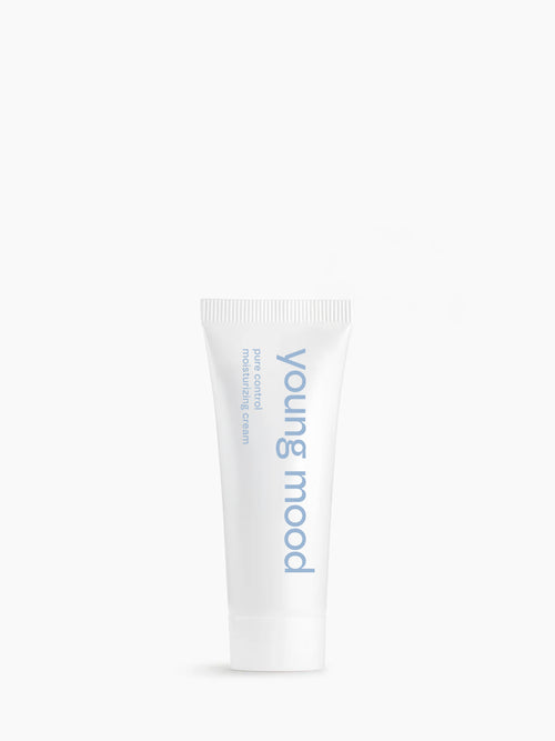 Pure Control Moisturizing Cream Treat